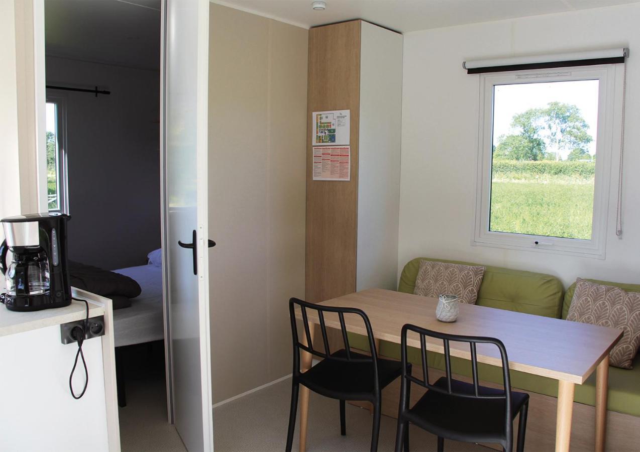 Camping Le Picard Tournieres Zewnętrze zdjęcie